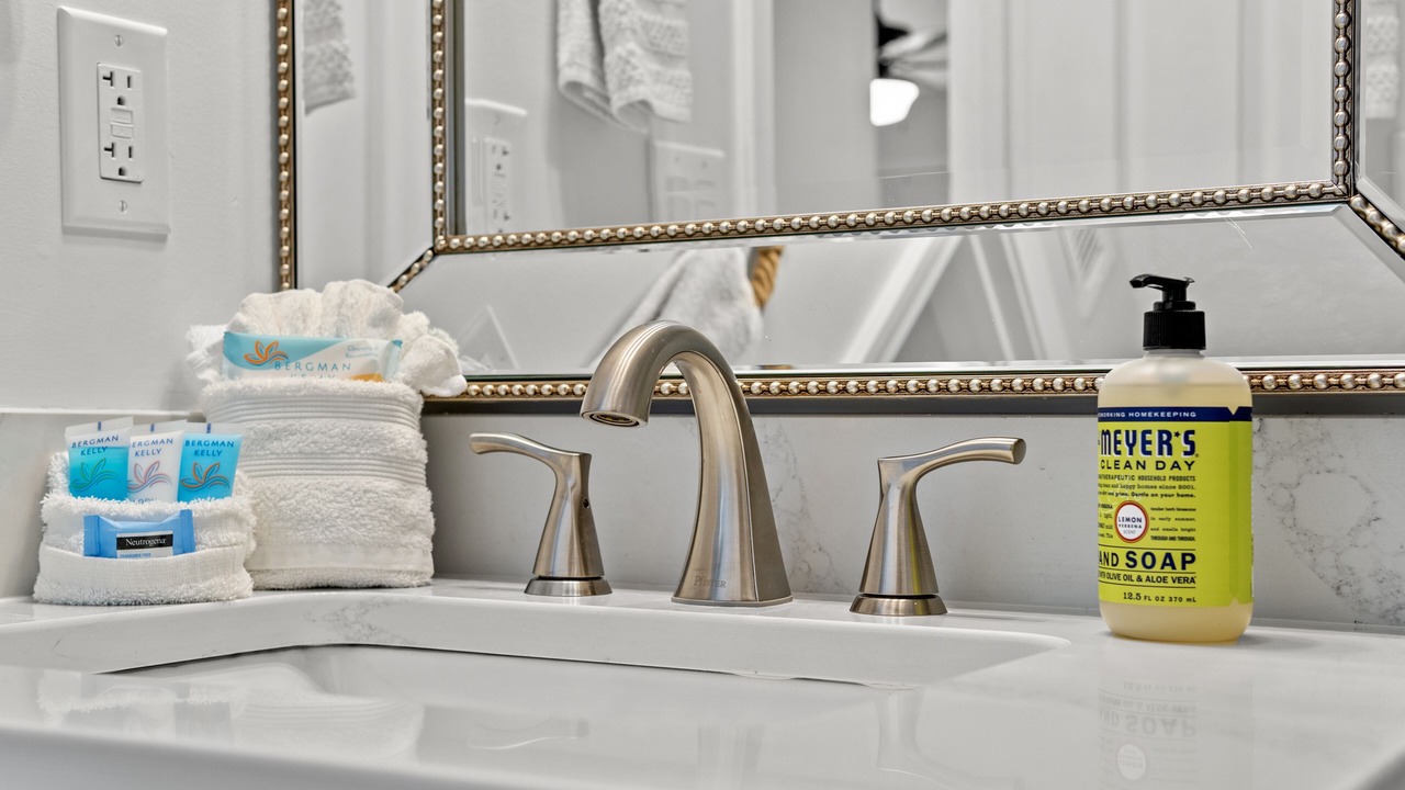 Photo of Bathroom in Bahama Beach