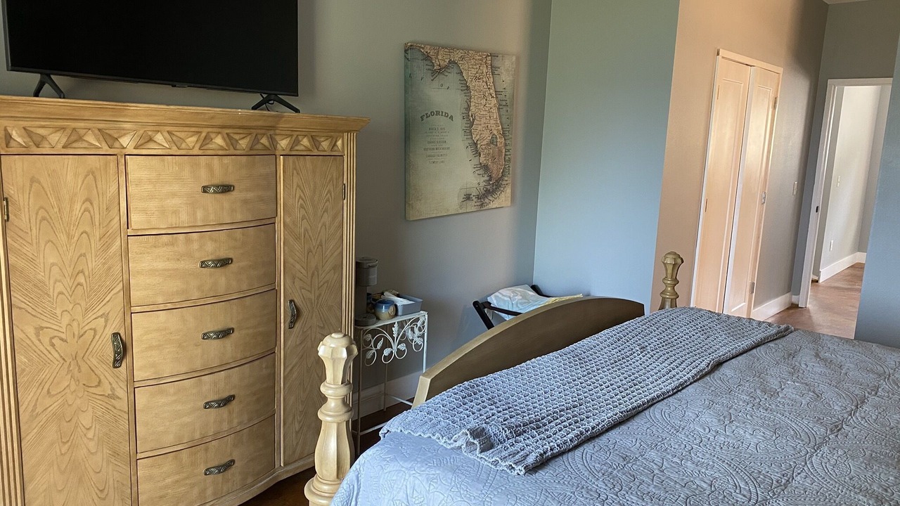 Photo of Bedroom in Ono Island