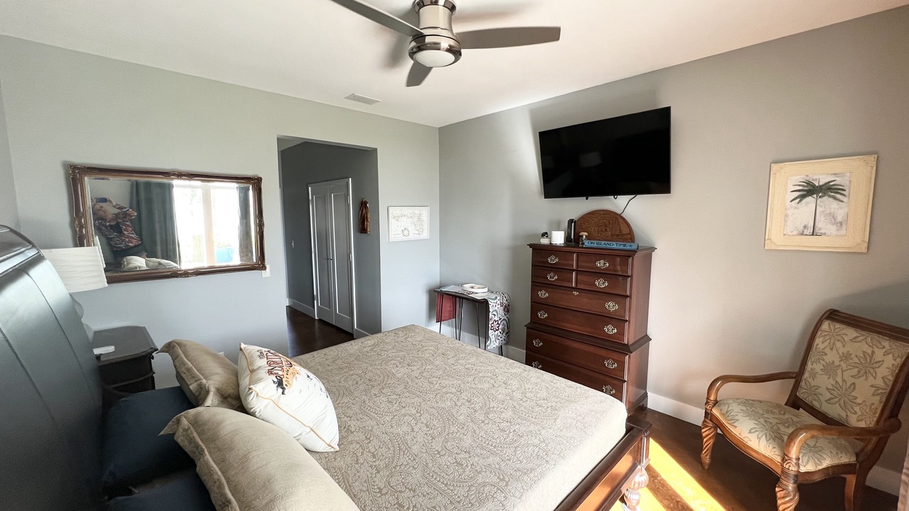 Photo of Bedroom in Ono Island