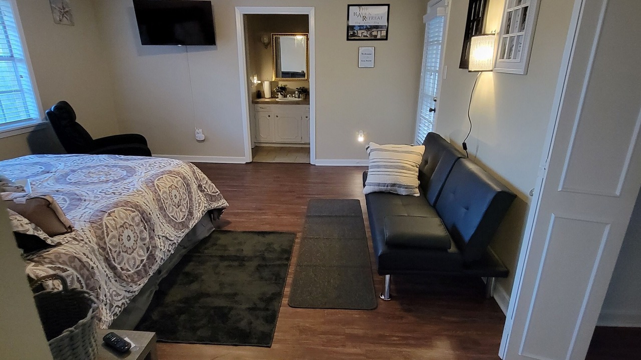 Photo of Bedroom in Tougaloo