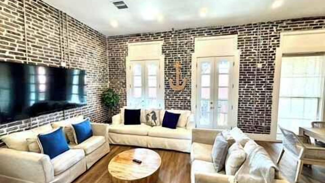 Photo of Bedroom in Historic Seaport
