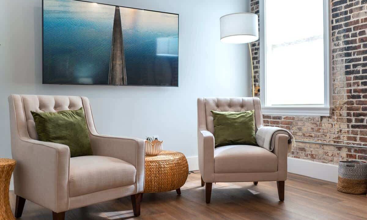 Photo of Livingroom in Historic Seaport