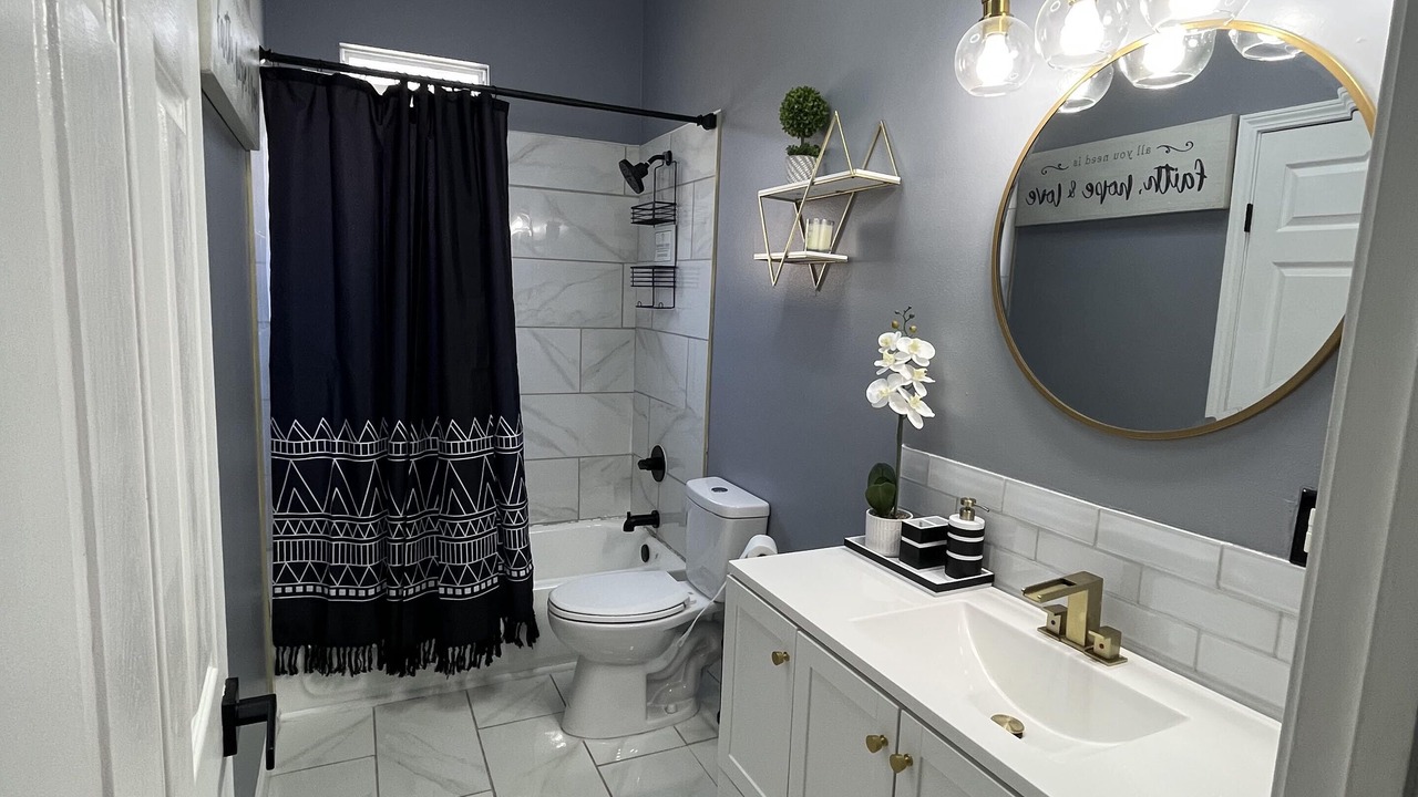 Photo of Bathroom in Gentilly Terrace