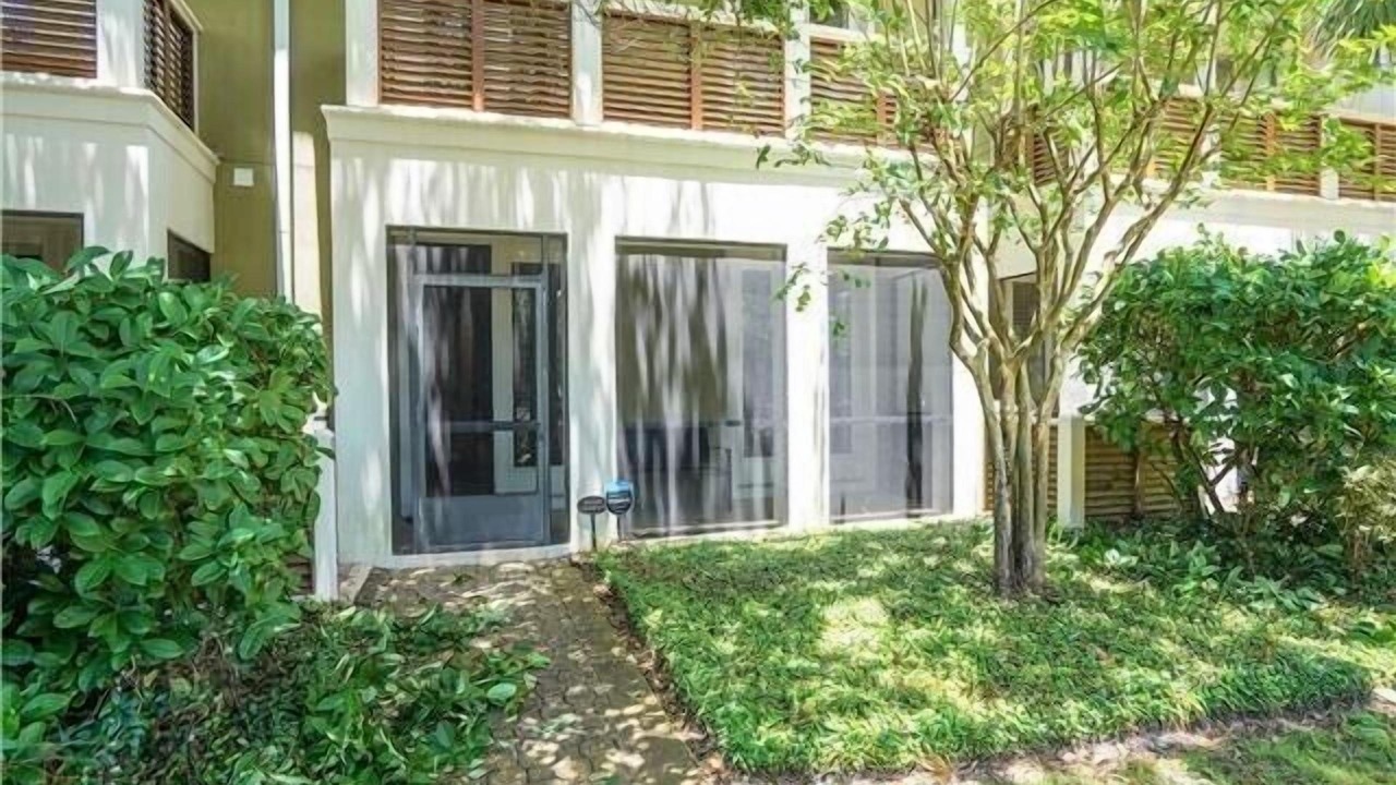 Photo of Outdoor in Gulf Place