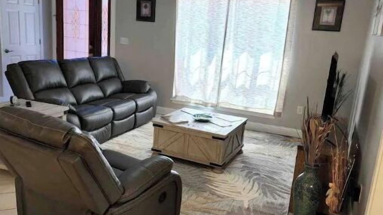 Photo of Livingroom in Ocean Springs