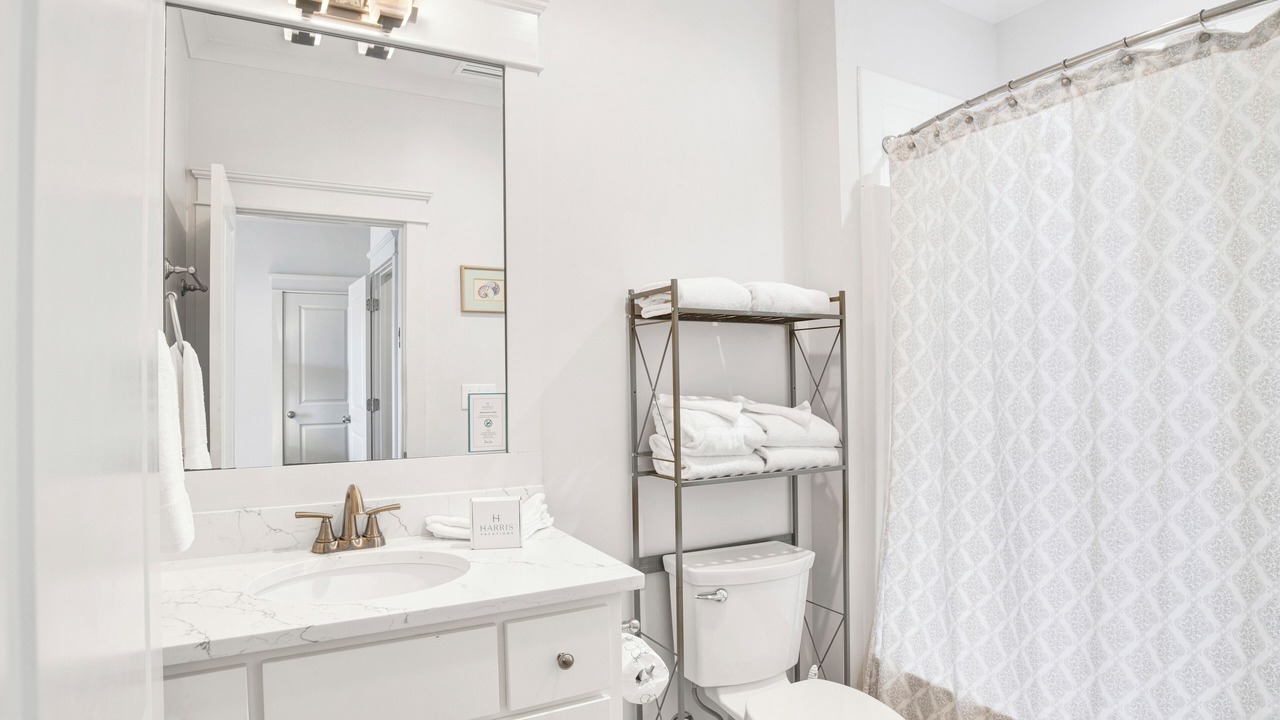 Photo of Bathroom in Gulf Shores