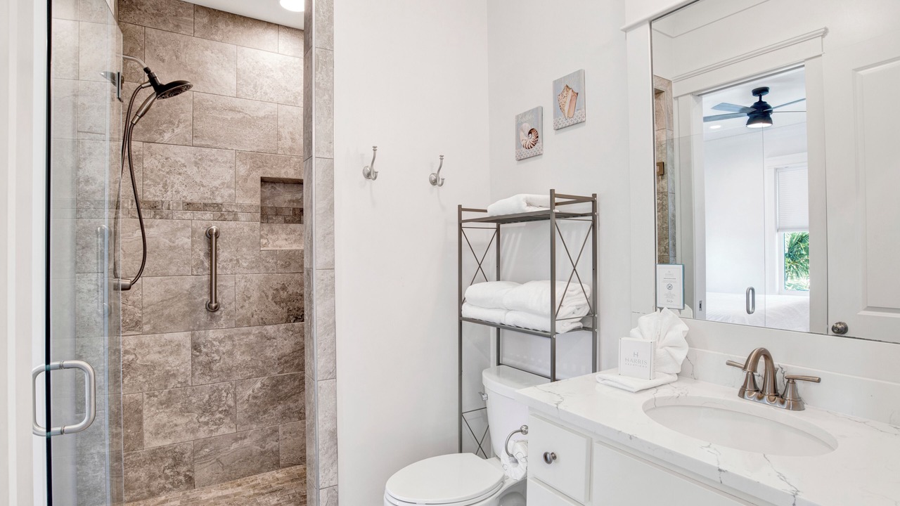 Photo of Bathroom in Gulf Shores