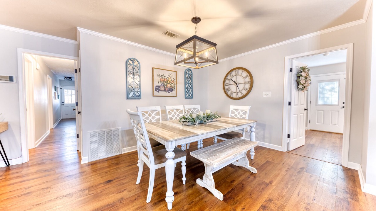 Photo of Bedroom in Long Beach