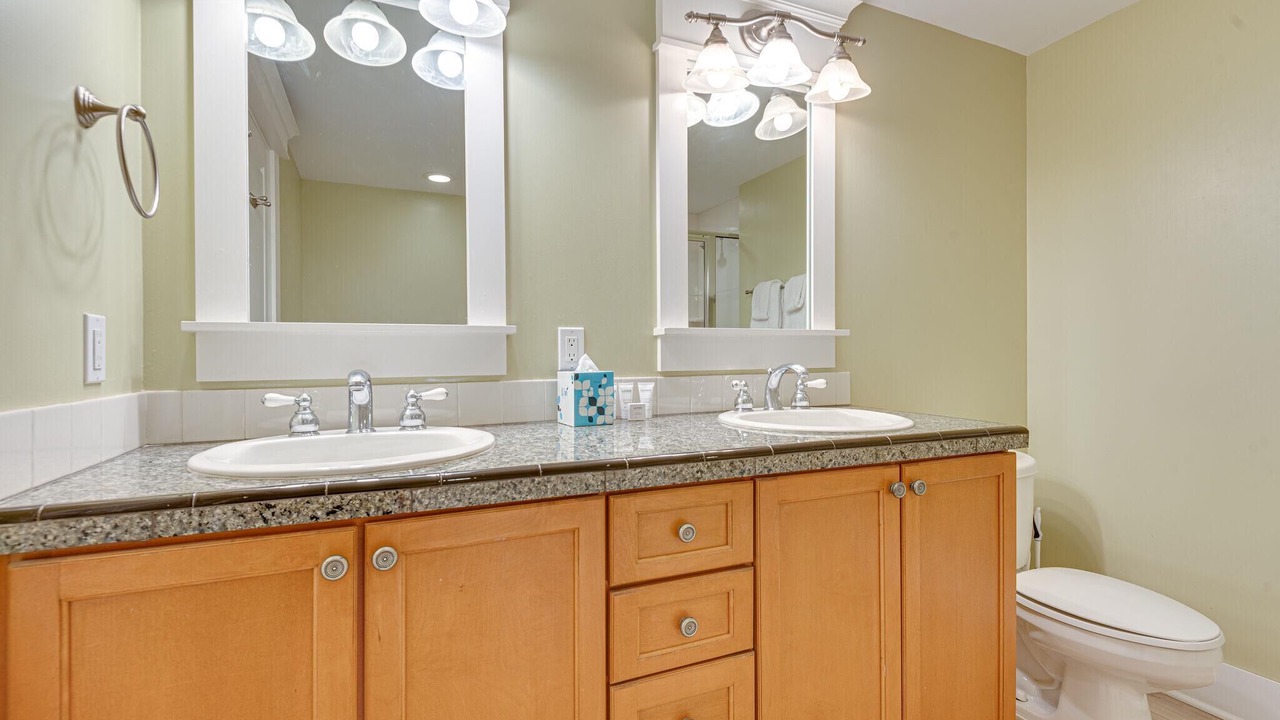 Photo of Bathroom in Villa Lago