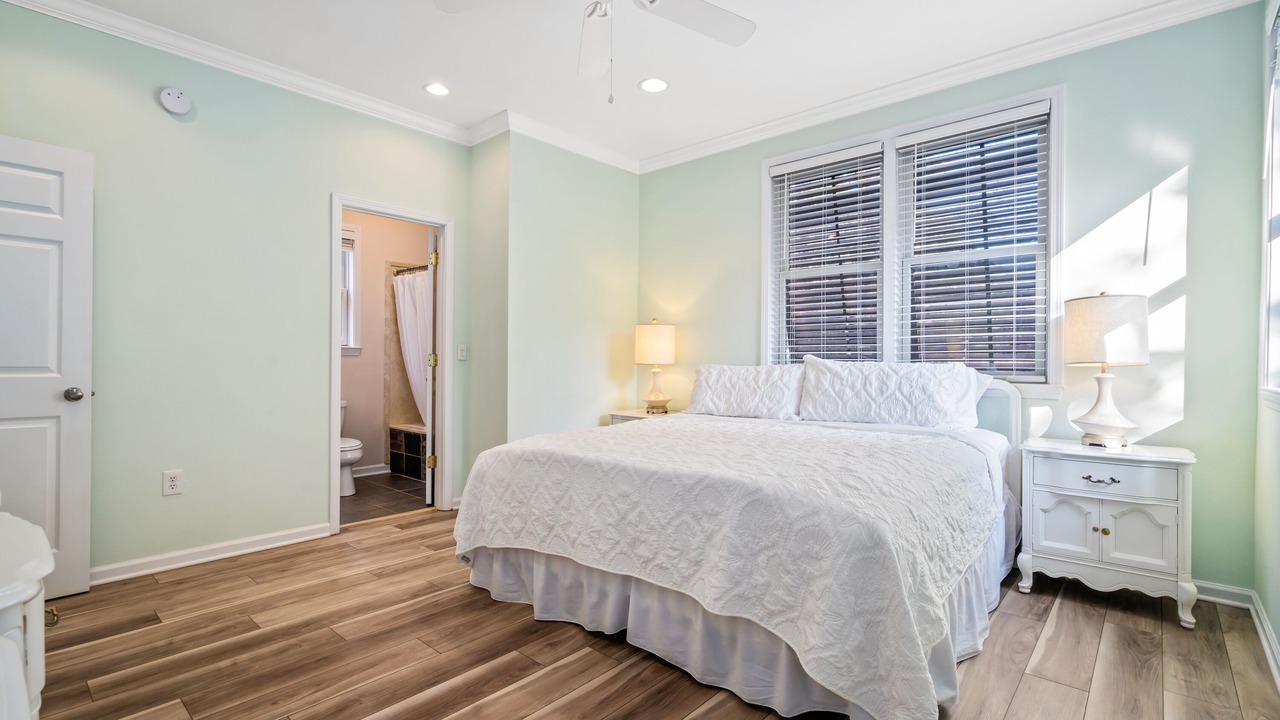 Photo of Bedroom in Dauphin Island
