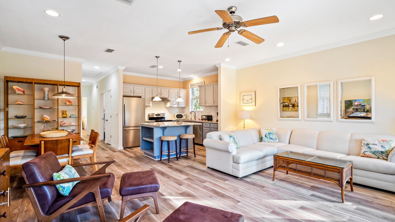 Photo of Livingroom in Dauphin Island