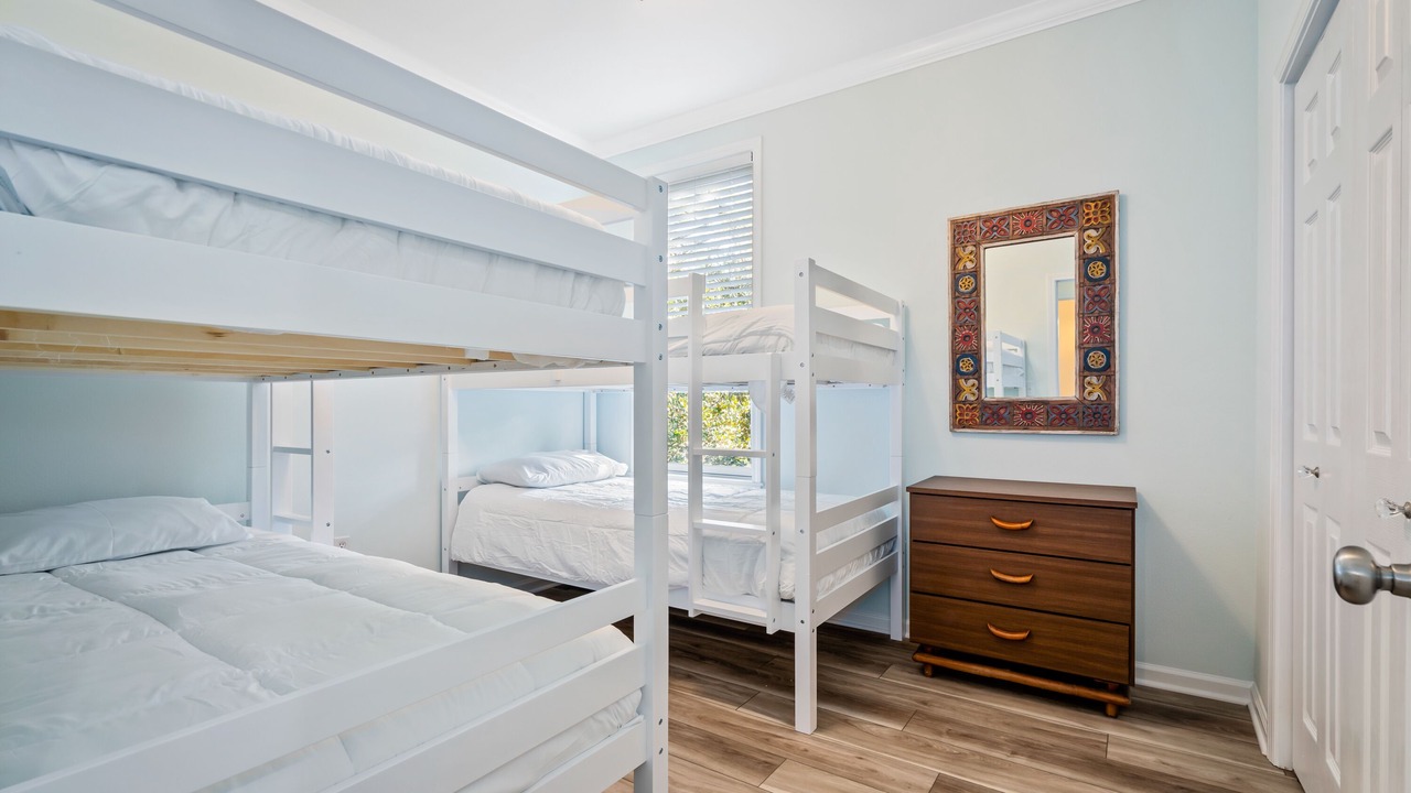Photo of Bedroom in Dauphin Island