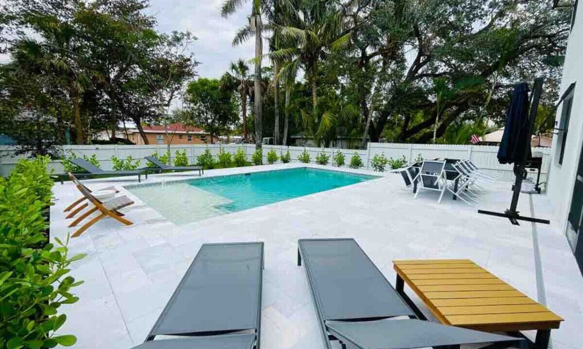 Photo of Outdoor in East Naples