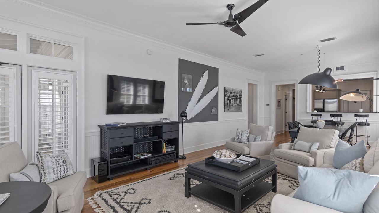 Photo of Livingroom in Beach District