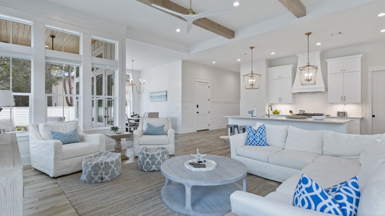 Photo of Livingroom in Gulfview Heights