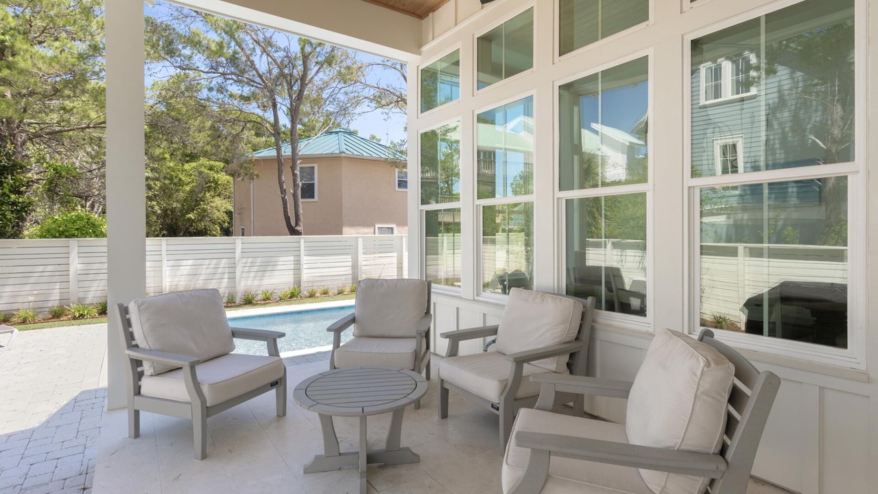 Photo of Patio Balcony in Gulfview Heights