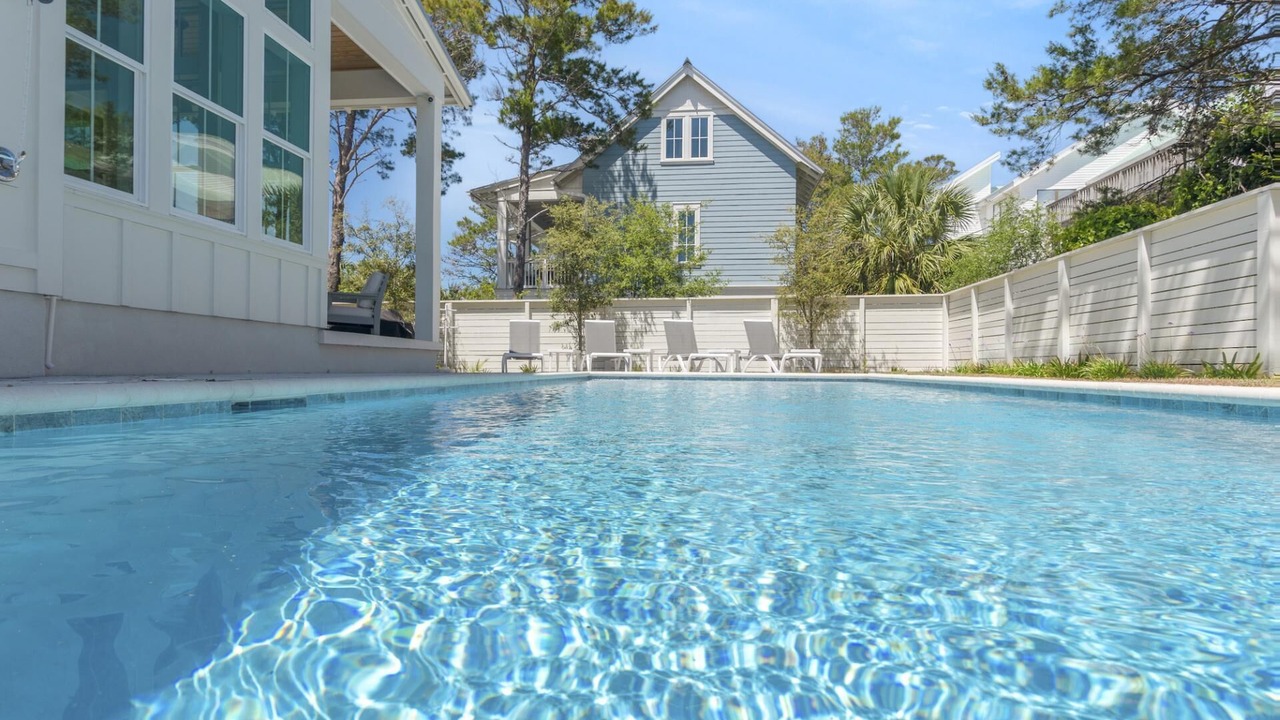 Photo of Outdoor in Gulfview Heights