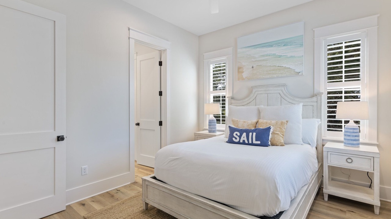 Photo of Bedroom in Gulfview Heights