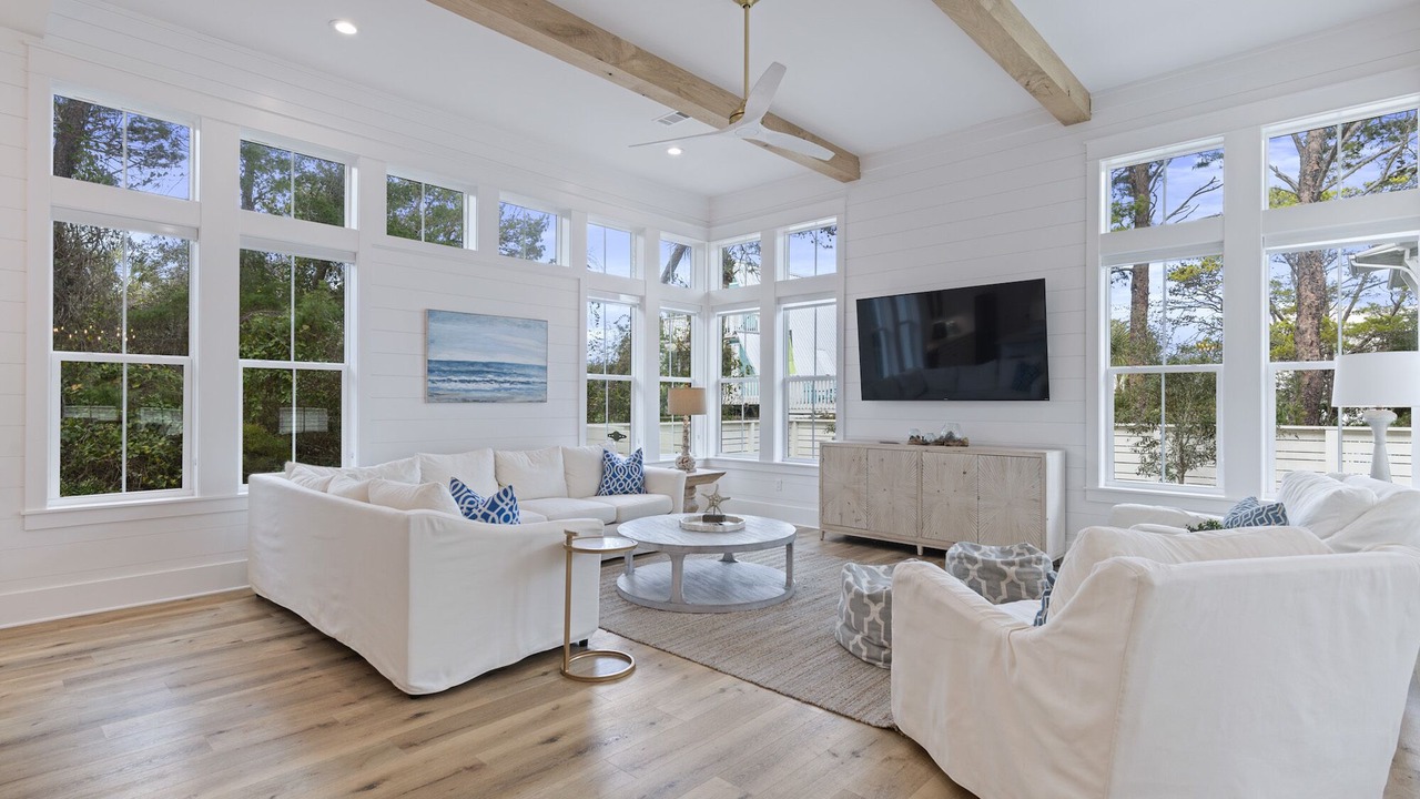 Photo of Livingroom in Gulfview Heights
