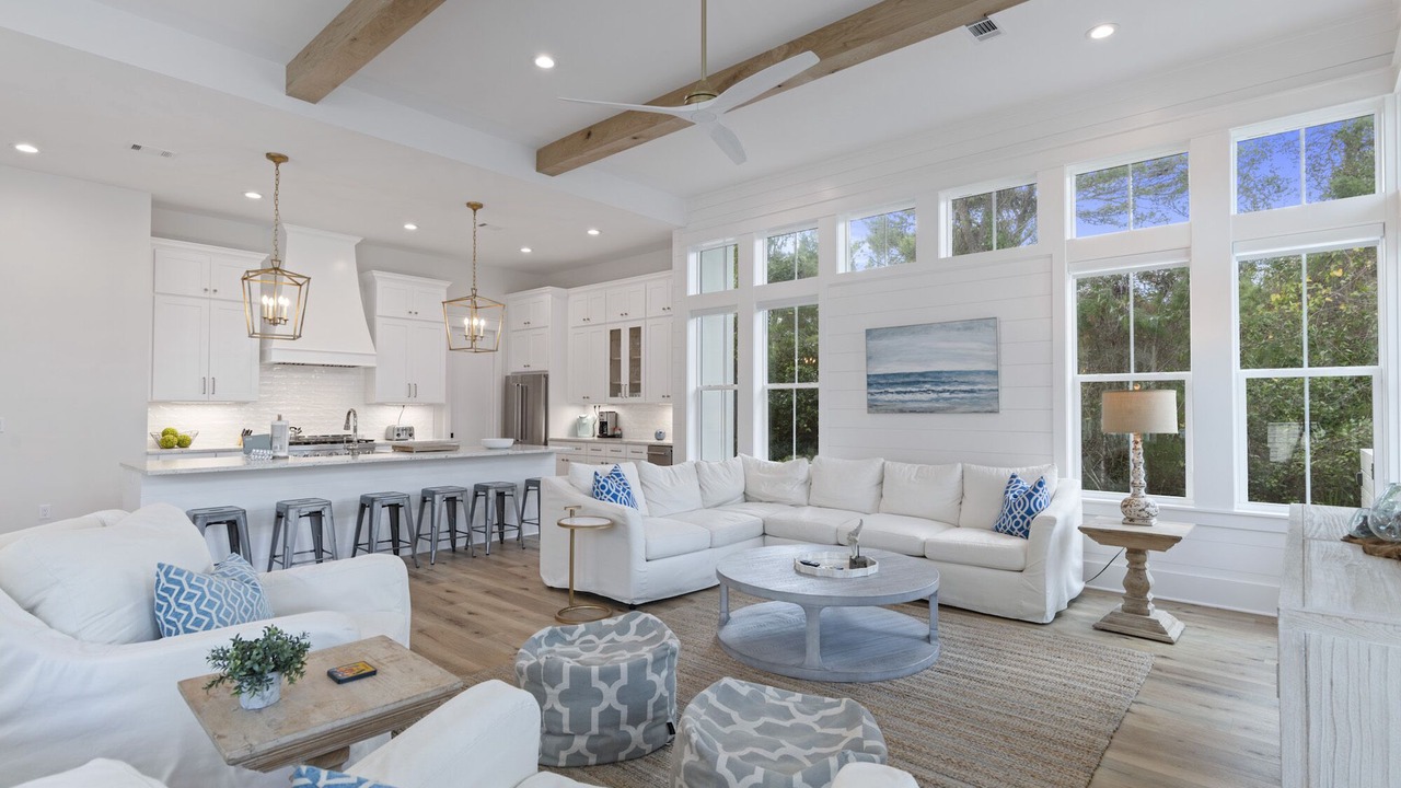 Photo of Livingroom in Gulfview Heights