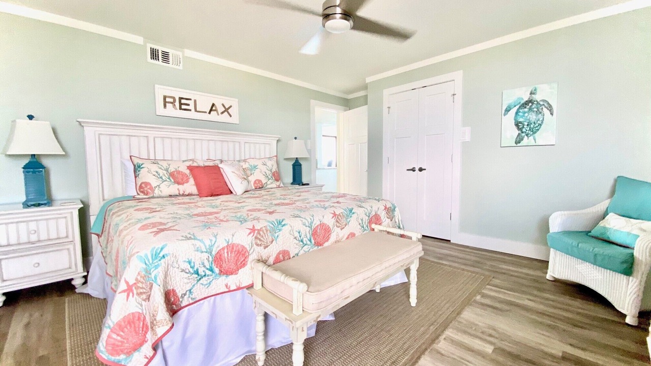 Photo of Bedroom in Holiday Beach