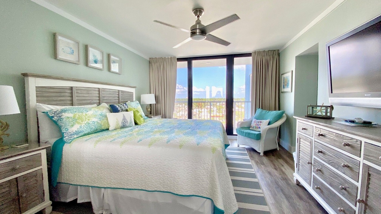 Photo of Bedroom in Holiday Beach