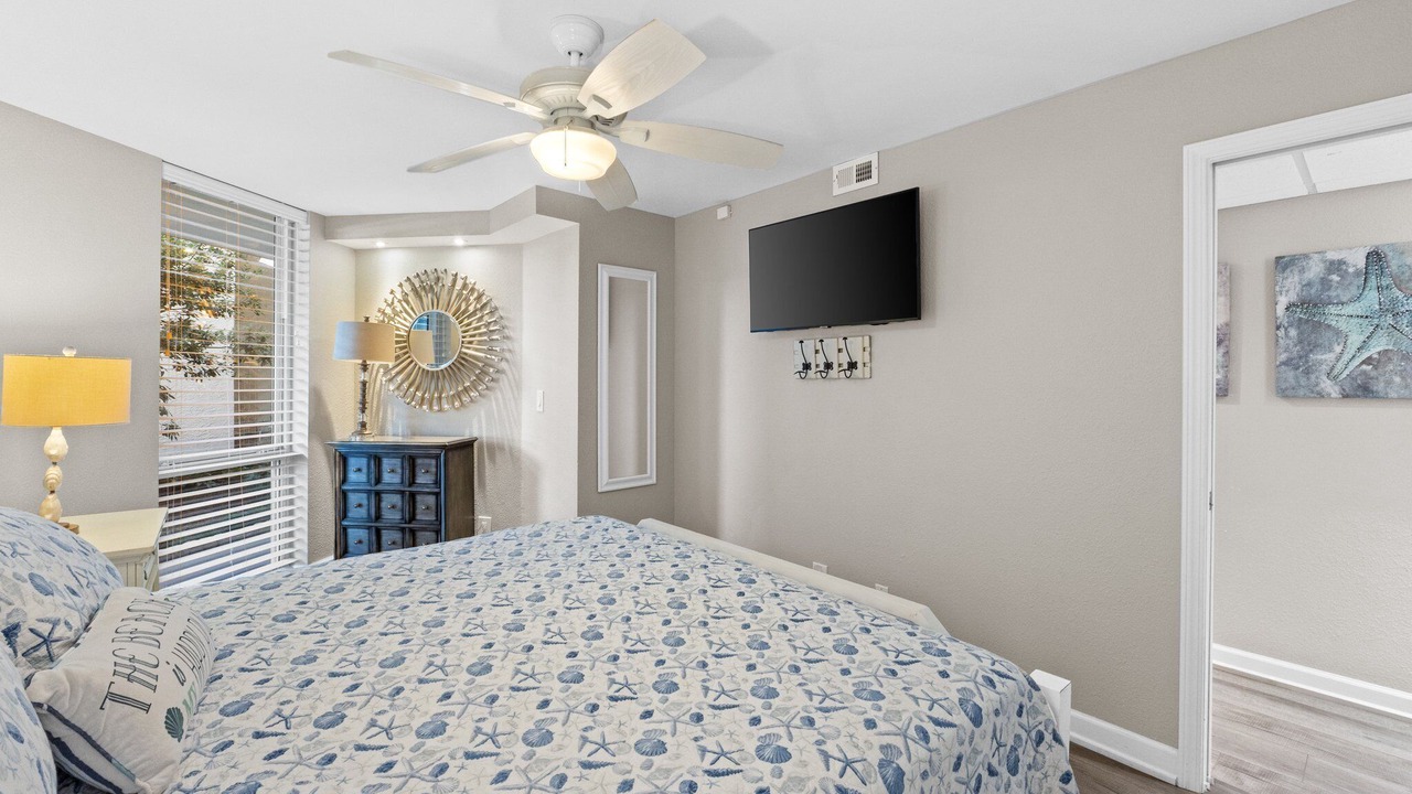 Photo of Bedroom in Holiday Beach