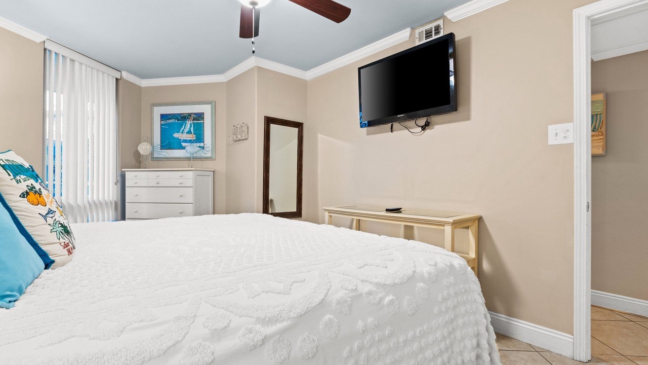 Photo of Bedroom in Holiday Beach