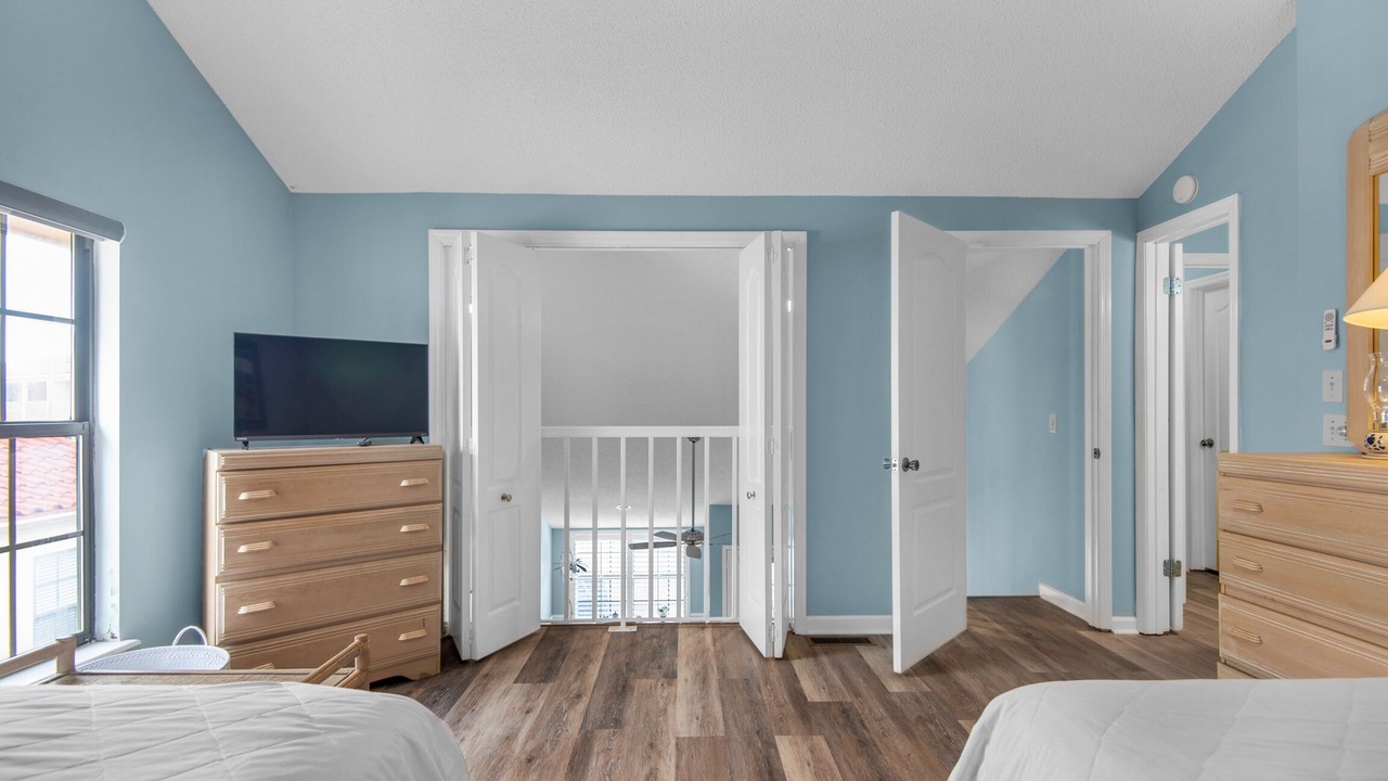 Photo of Bedroom in Miramar Beach