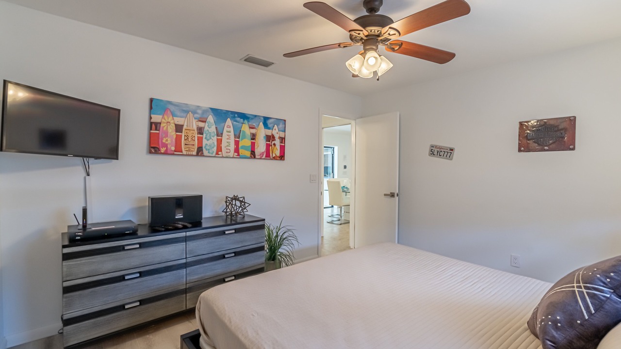 Photo of Bedroom in Eight Lakes