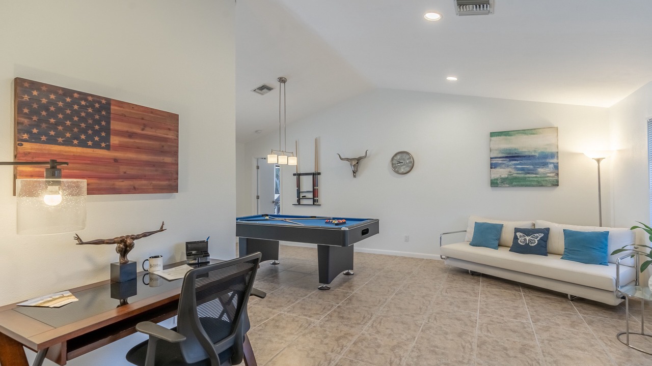 Photo of Bedroom in Eight Lakes