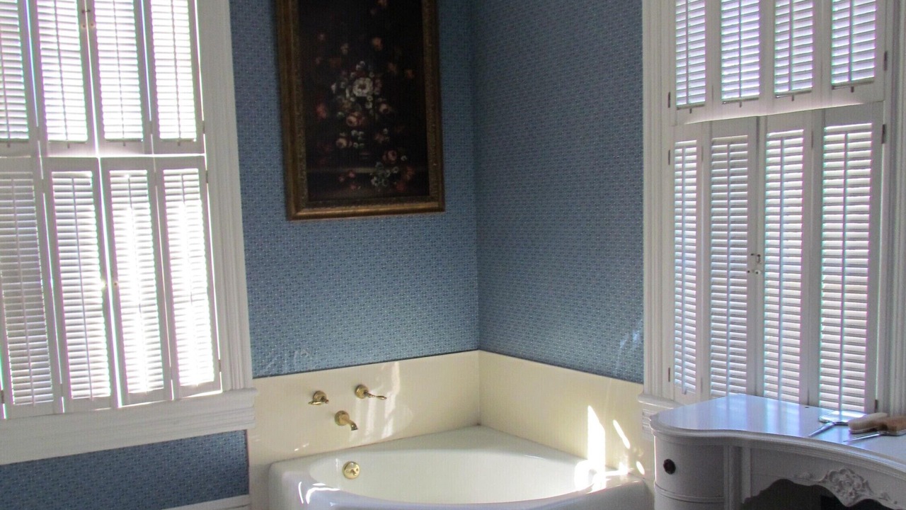 Photo of Bathroom in Natchitoches