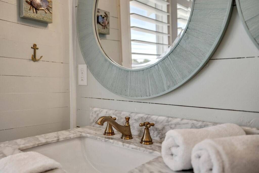 Photo of Bathroom in Laguna Beach