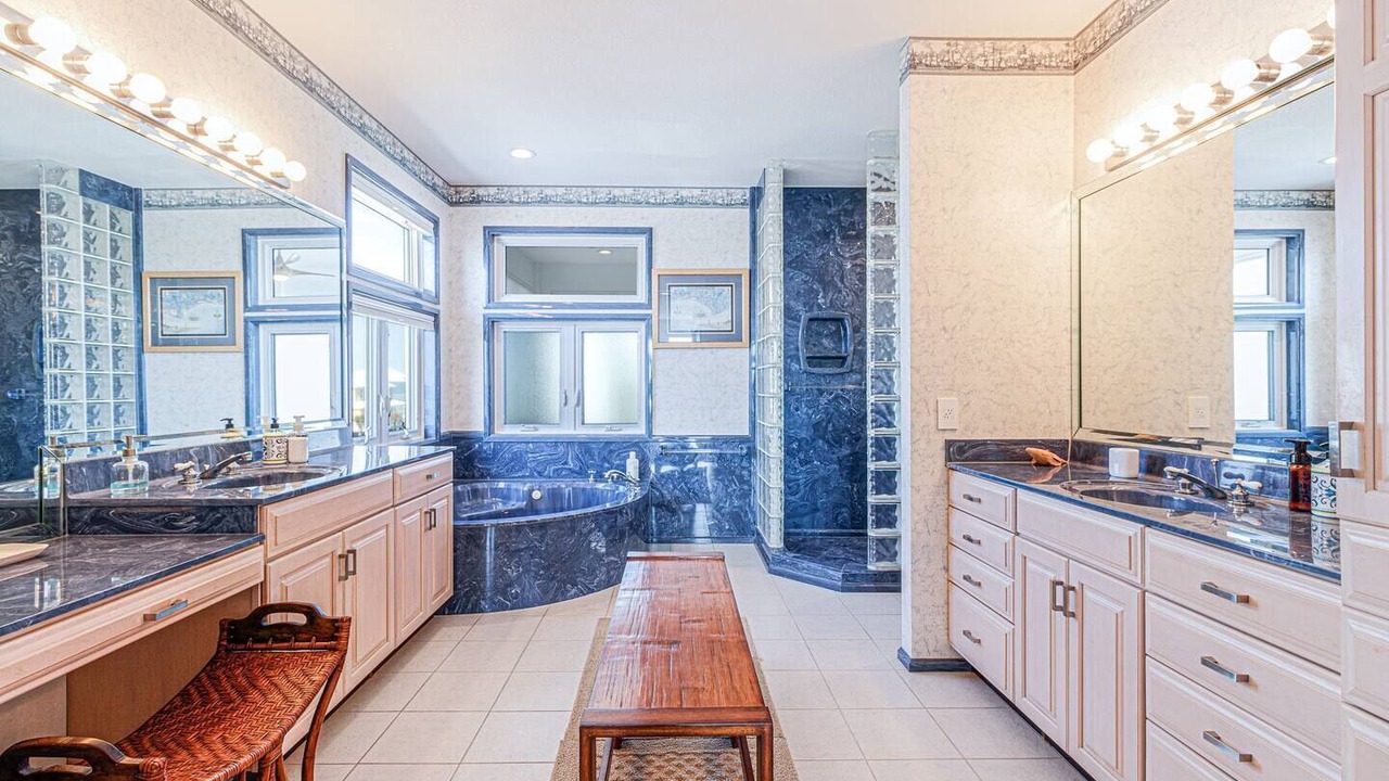 Photo of Bathroom in Navarre Beach