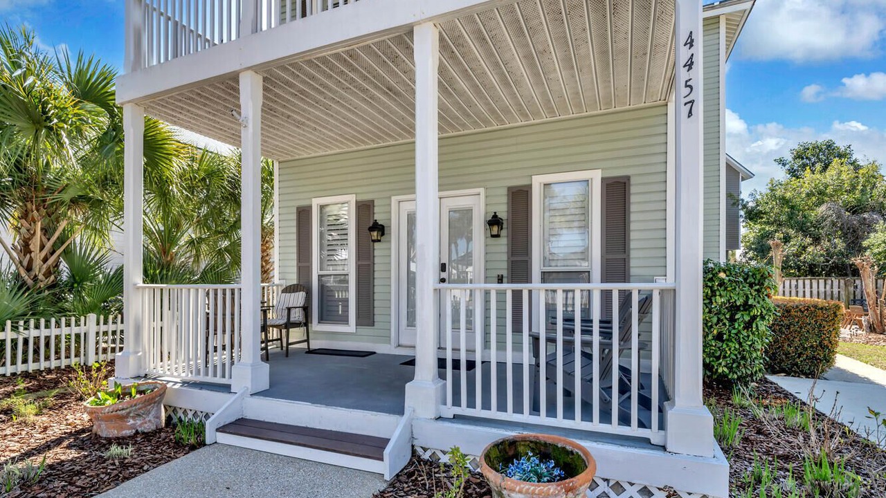 Photo of Outdoor in Crystal Shores