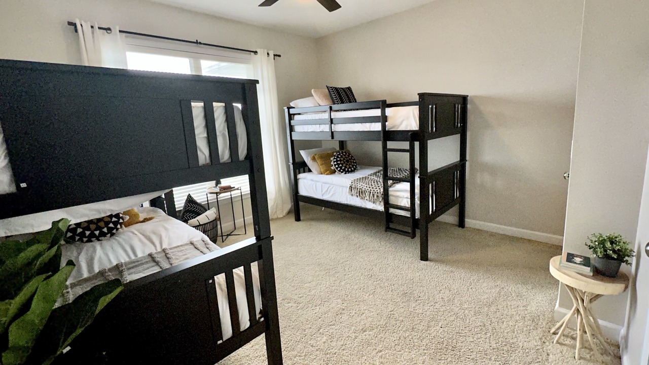 Photo of Bedroom in Magnolia Bluffs