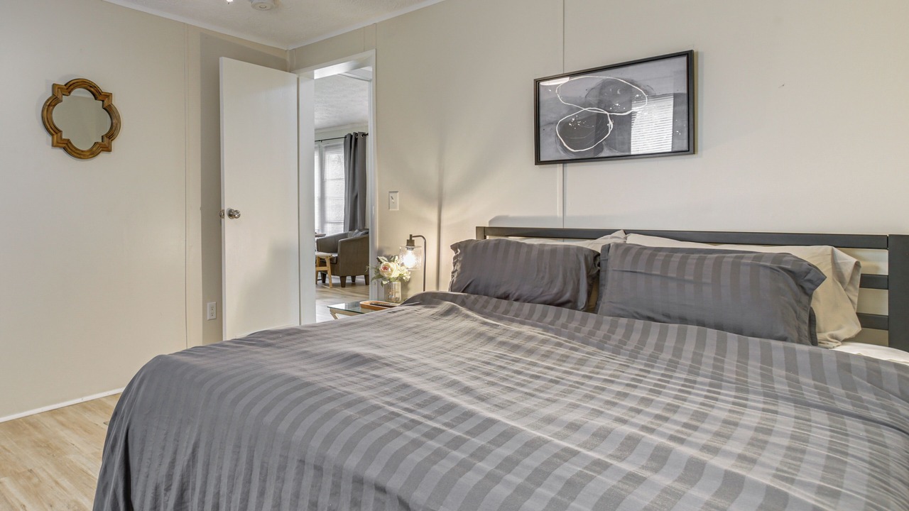 Photo of Bedroom in Covington