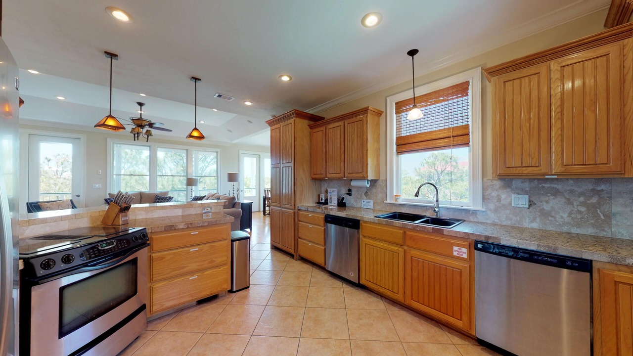 Photo of Kitchen in Sea Palm Village