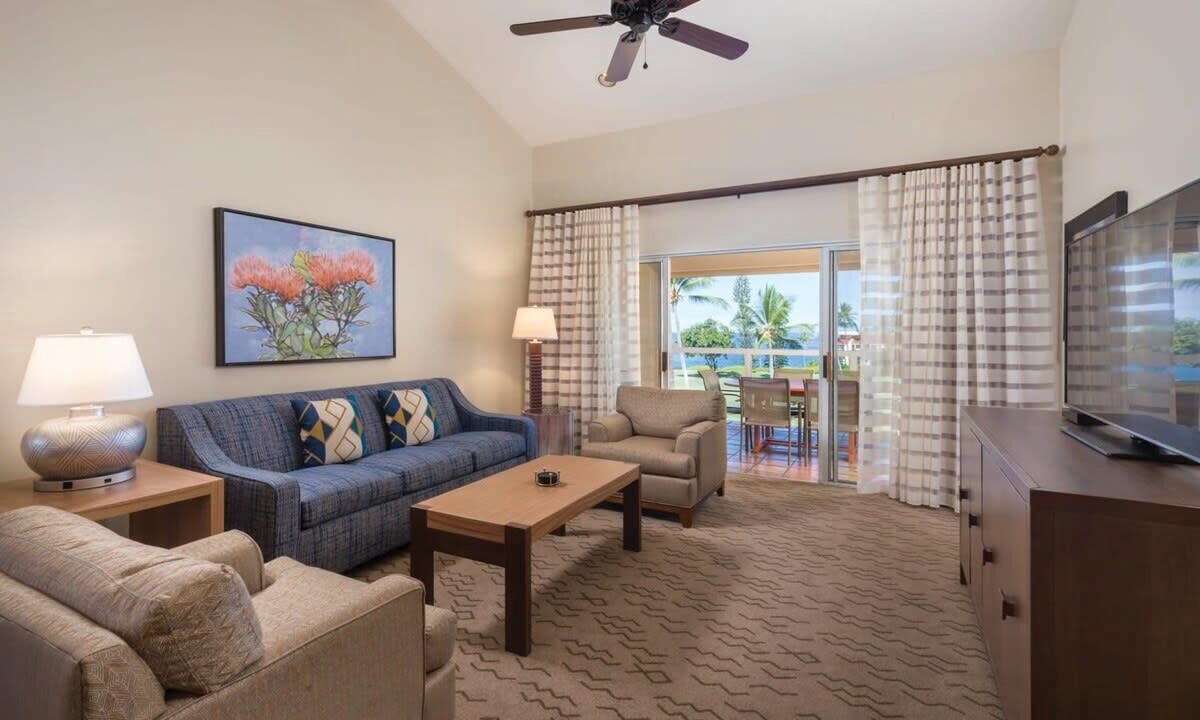 Photo of Livingroom in Kahaluu-Keauhou