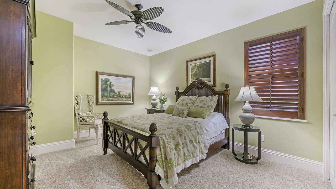 Photo of Bedroom in Central Naples