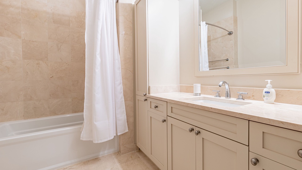 Photo of Bathroom in French Quarter