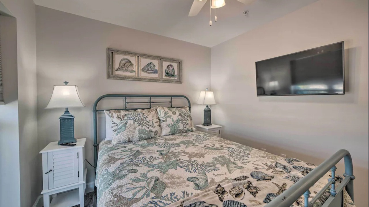 Photo of Bedroom in Mexico Beach