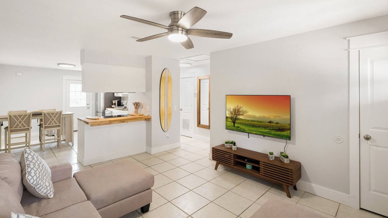 Photo of Livingroom in Treasure Cove