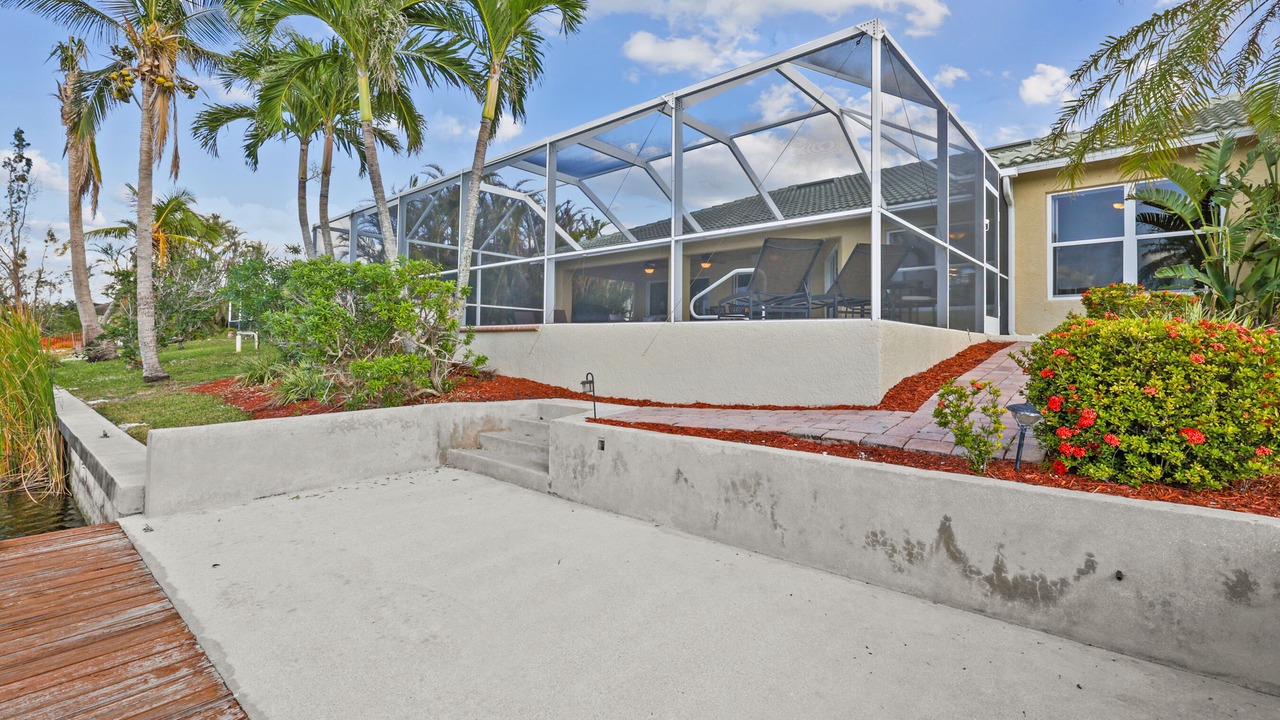 Photo of Outdoor in Pelican