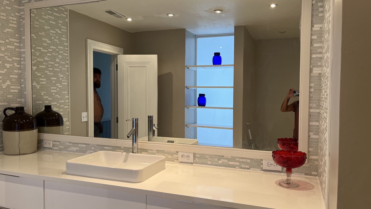 Photo of Bathroom in Eastpoint