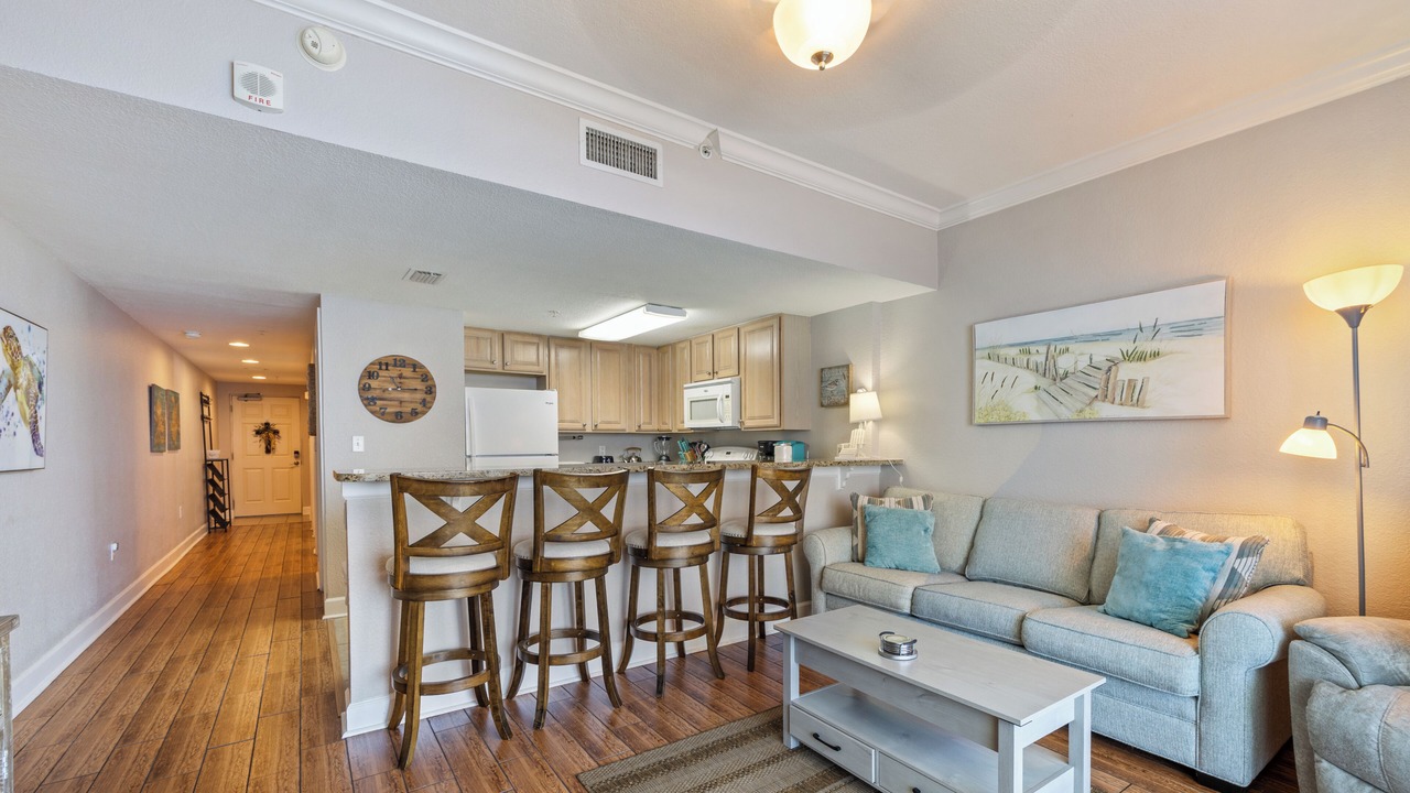 Photo of Livingroom in Ono Island