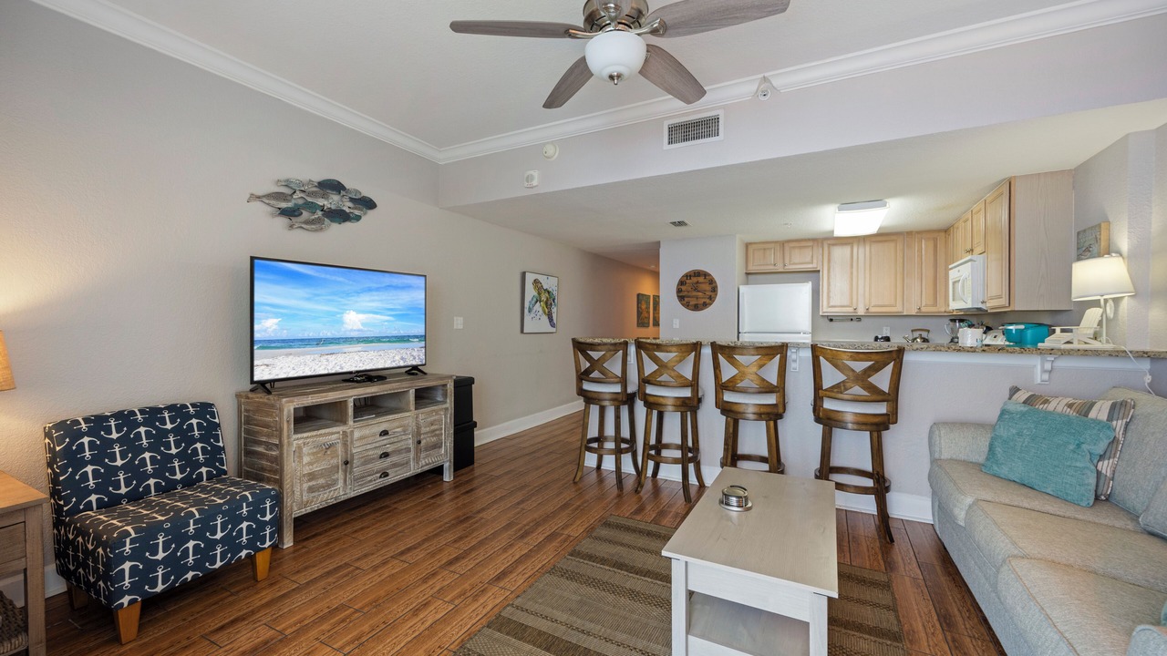 Photo of Livingroom in Ono Island
