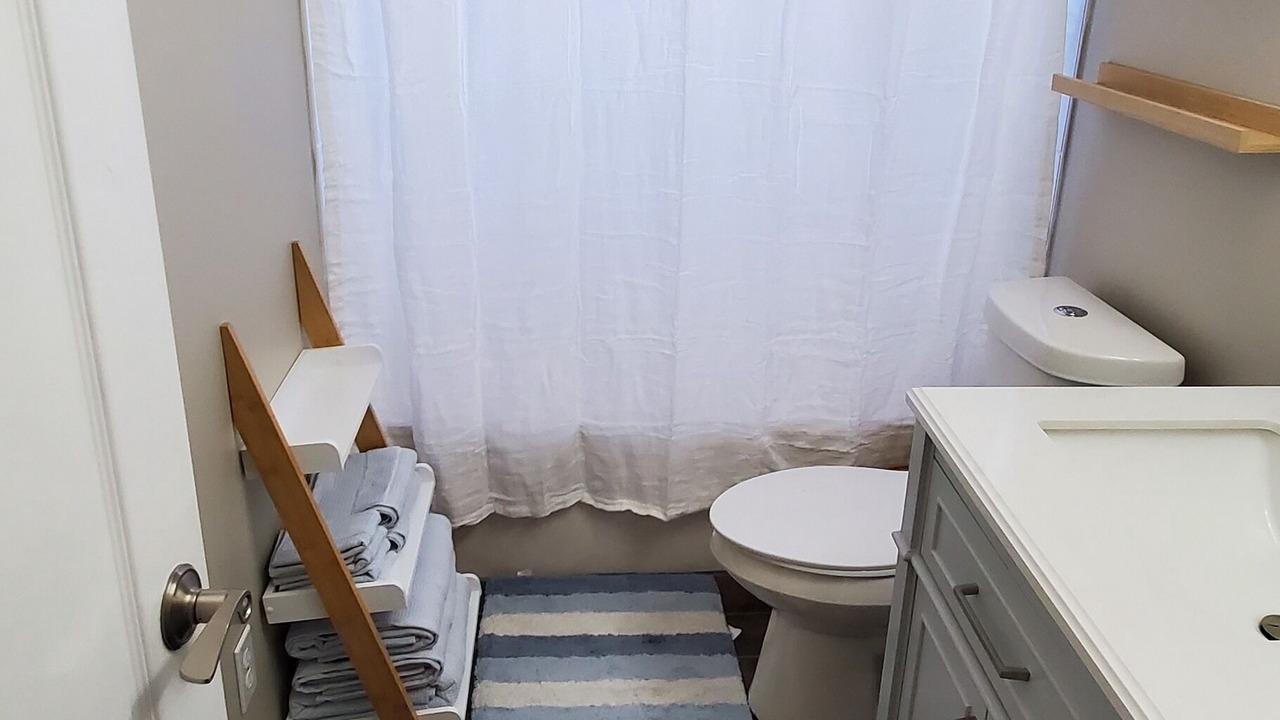 Photo of Bathroom in Gulf Park Estates