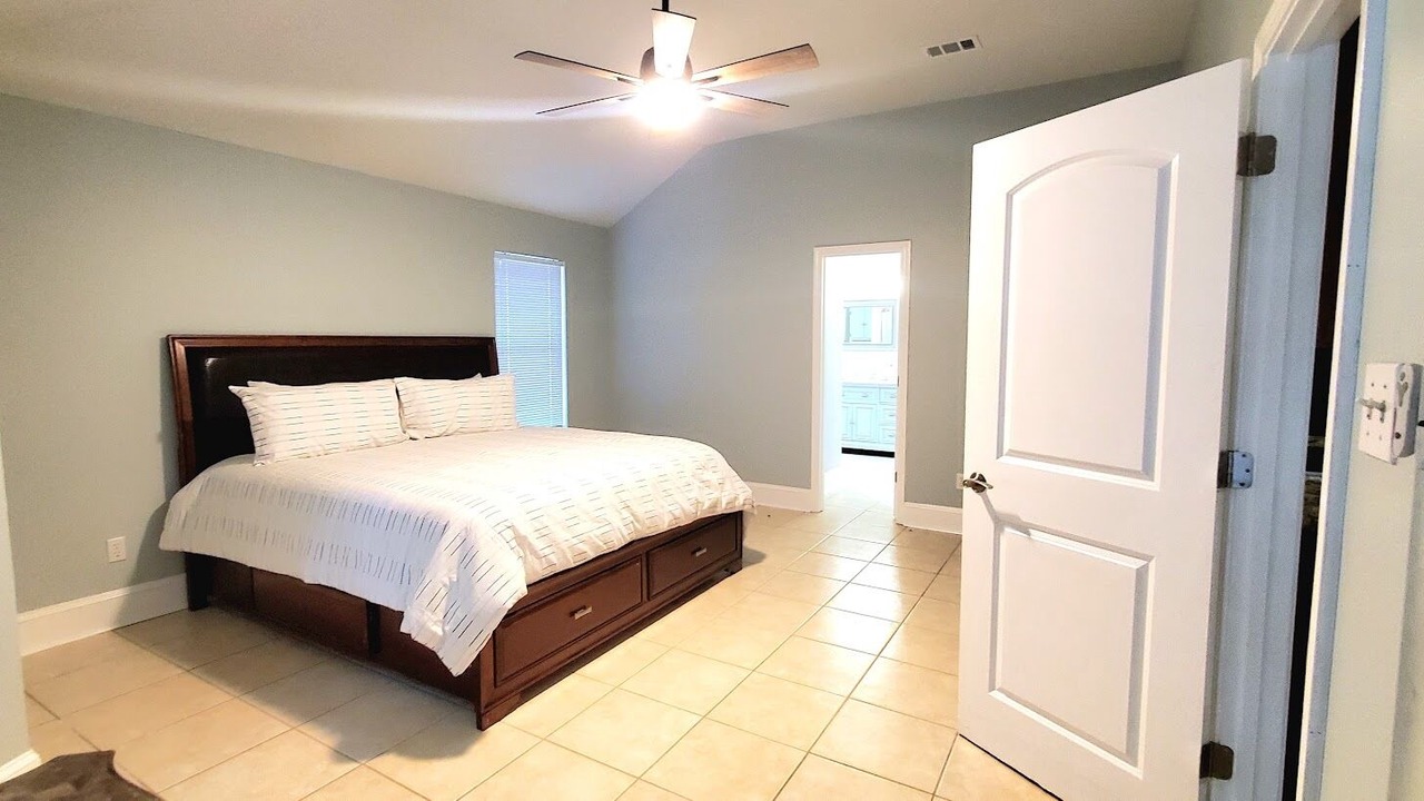 Photo of Bedroom in Gulf Park Estates