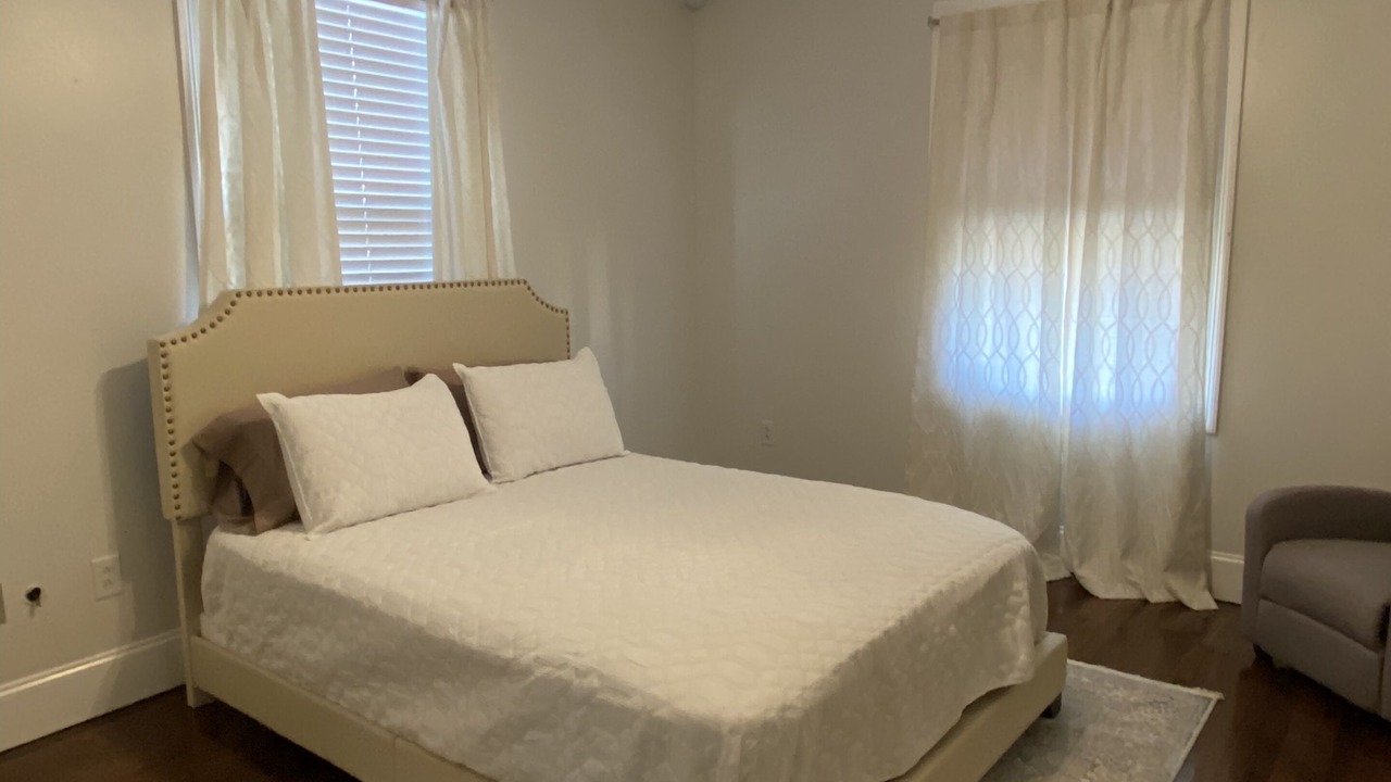 Photo of Bedroom in Broadmoor
